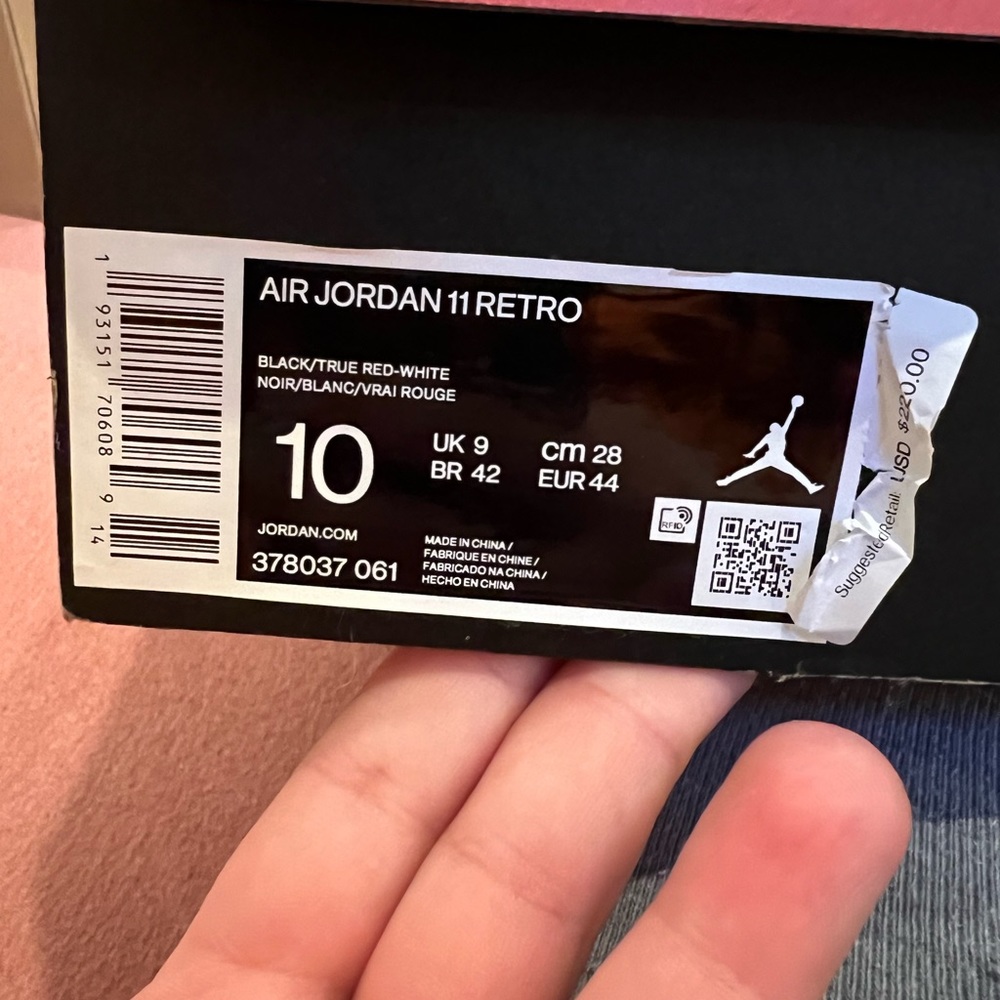 Jordan Retro 11 - Picture 3 of 6